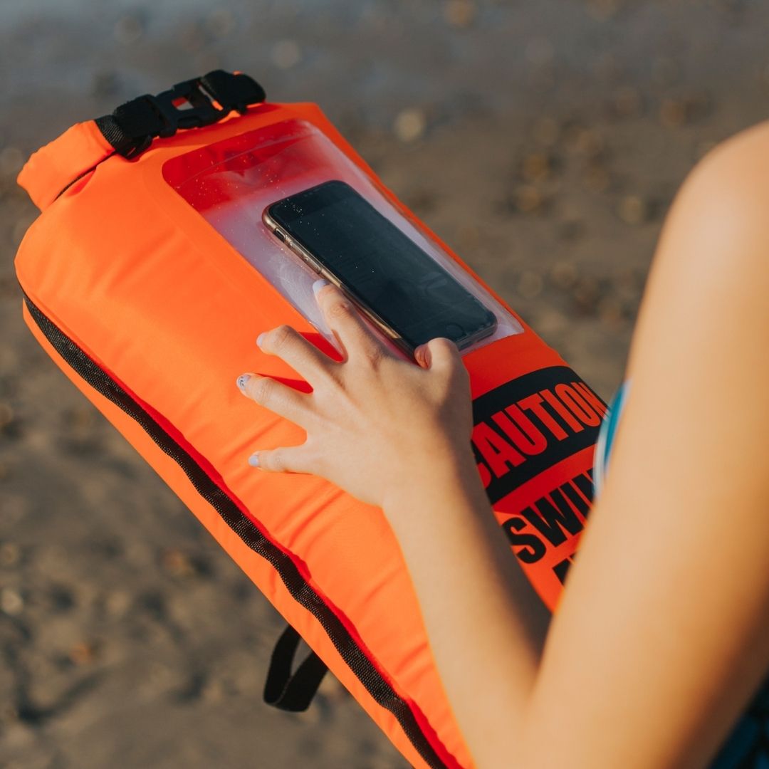 GetMe by Ola - Boya Drybag Buddyswim Smartphone, Naranja